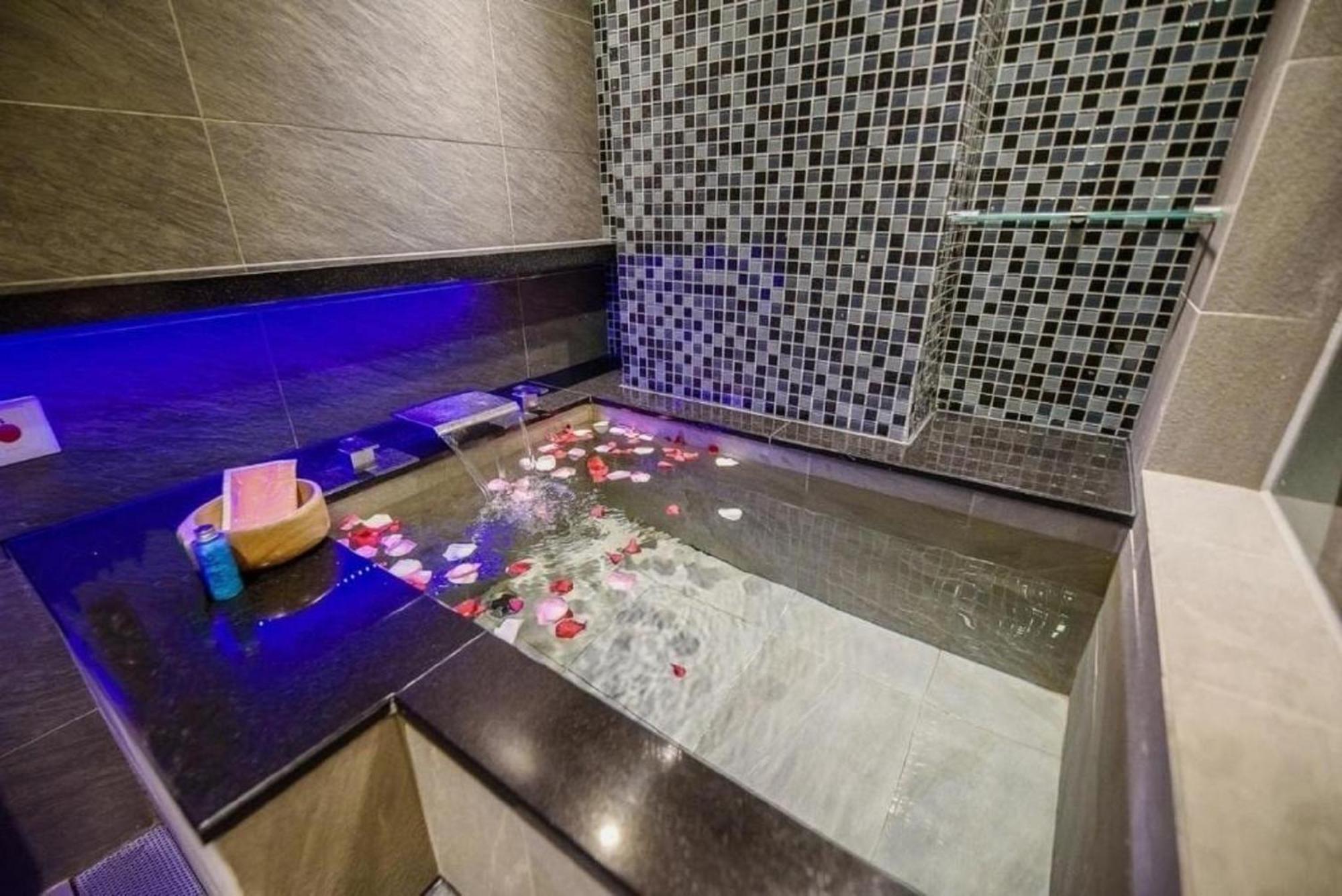 Six Fukun Hotel Цзяоси Экстерьер фото