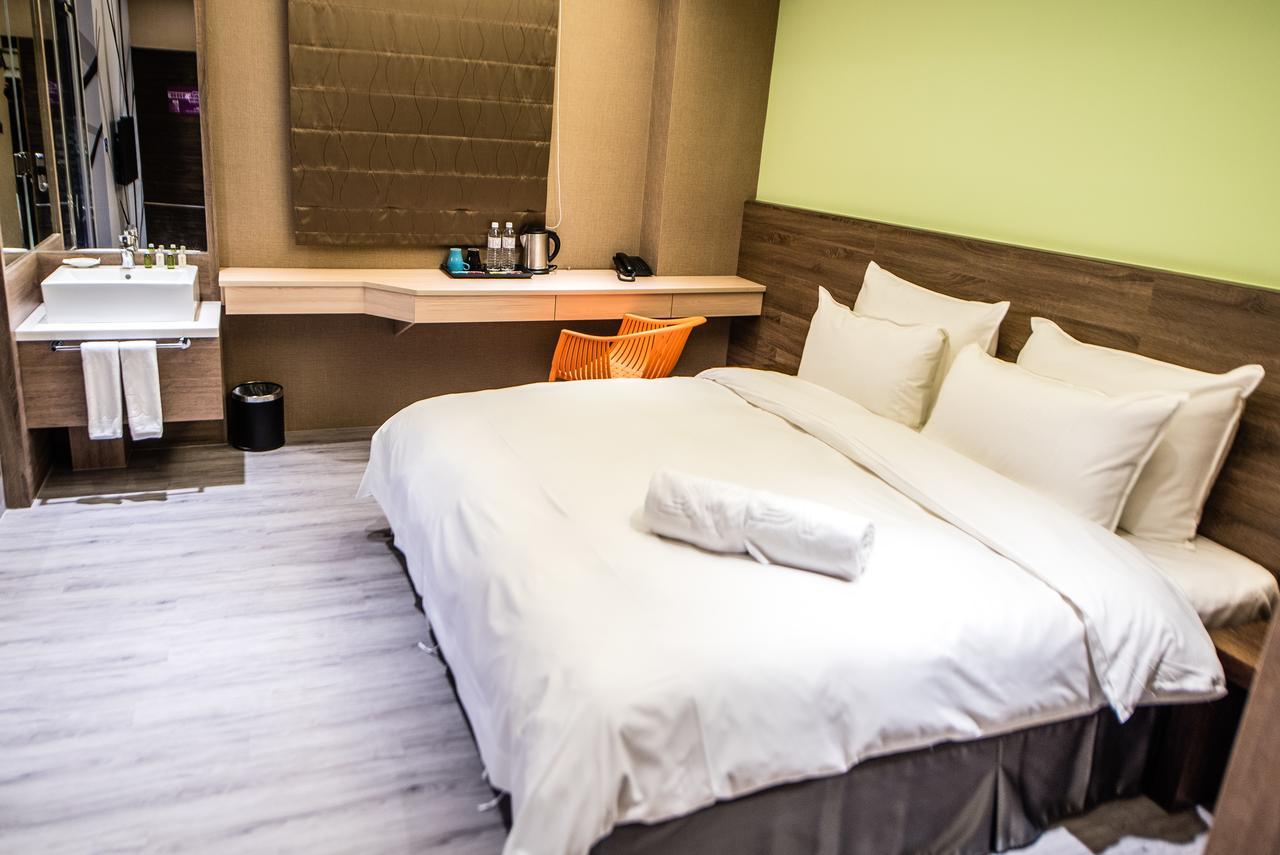 Six Fukun Hotel Цзяоси Экстерьер фото